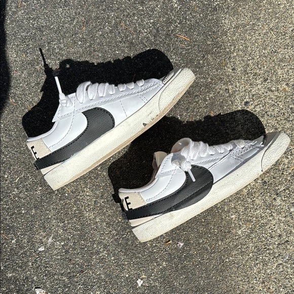 Women Nike Baseball Stitch - Size 8 - Picture 4 of 8